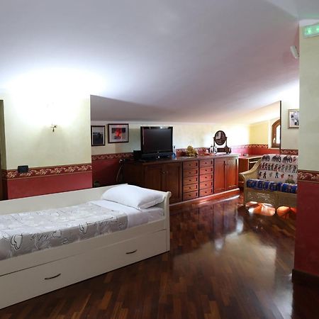 Paoline's suite in villa Fiumicino Esterno foto